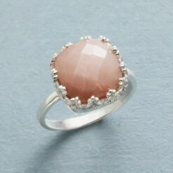 Pavlova Ring