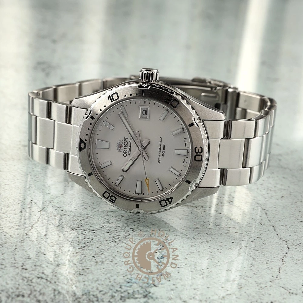 Orient Mako RA-AC0Q03S10B Mako 40 Watch 6 Orient Mako RA-AC0Q03S10B Mako 40 Watch - Image 4