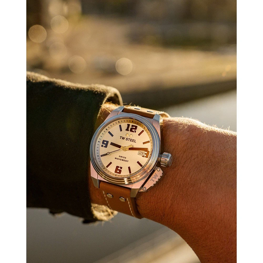 TW Steel Canteen Swiss TW1100 Watch 6 TW Steel Canteen Swiss TW1100 Watch - Image 4